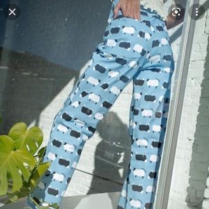 NWT Lisa Says Gah Blue & White Counting Sheep Pants